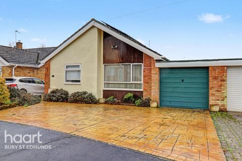 3 bedroom detached bungalow for sale, Scott Road, Ixworth, Bury St Edmunds