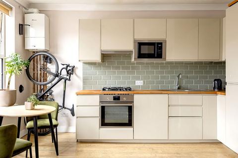 1 bedroom flat for sale, ARRAGON ROAD, CENTRAL TWICKENHAM