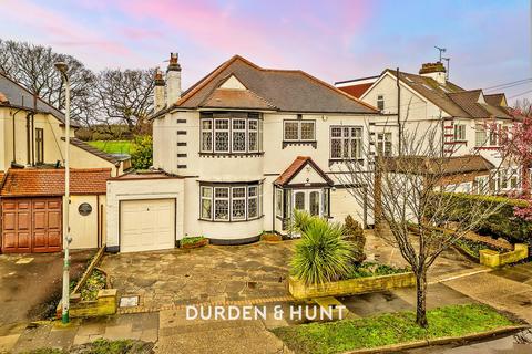 undefined, Beauly Way, Havering, RM1
