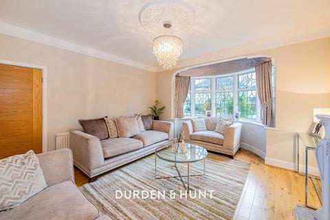 undefined, Beauly Way, Havering, RM1