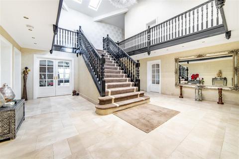 5 bedroom detached house for sale, Eastern Way, Ponteland NE20