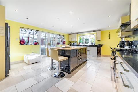 5 bedroom detached house for sale, Eastern Way, Ponteland NE20