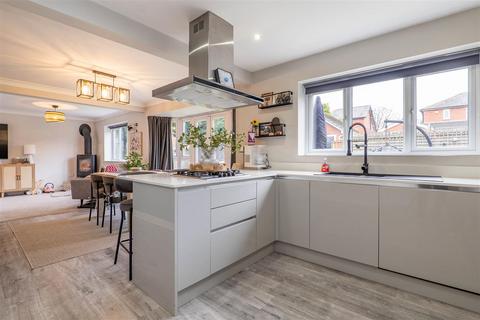4 bedroom detached house for sale, Blossom Grove, Whittle-Le-Woods, Chorley