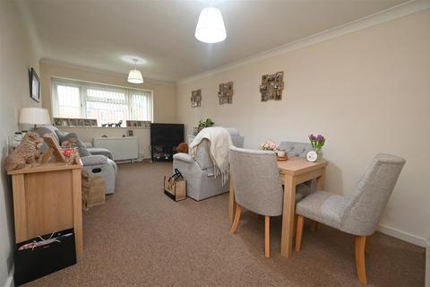 2 bedroom apartment for sale, War Lane, Birmingham B17