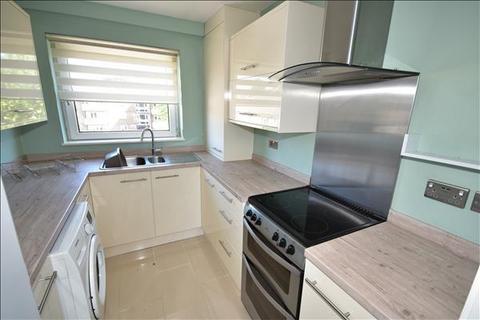 1 bedroom flat to rent, Lower Queens Road, Buckhurst Hill IG9
