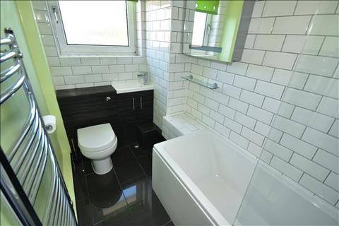 1 bedroom flat to rent, Lower Queens Road, Buckhurst Hill IG9