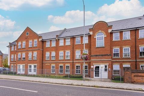 undefined, Florey Gardens, Aylesbury HP20