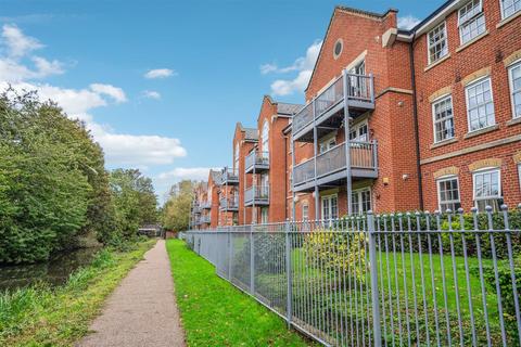 undefined, Florey Gardens, Aylesbury HP20