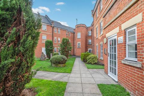 undefined, Florey Gardens, Aylesbury HP20