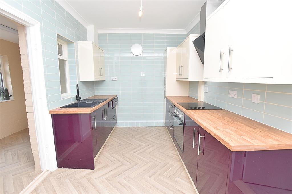 Dining kitchen