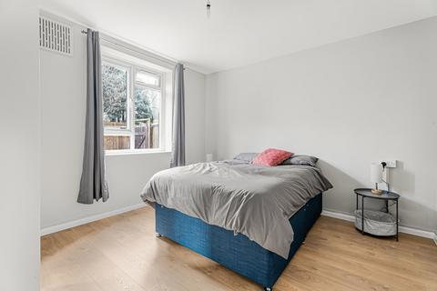3 bedroom apartment for sale, King Henrys Walk, London, N1