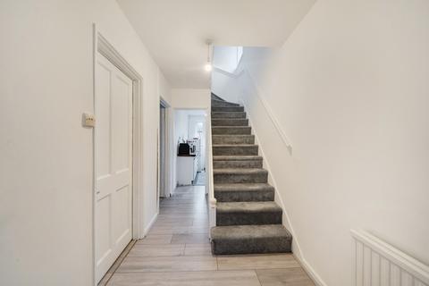 2 bedroom end of terrace house for sale, Dore Gardens, Morden SM4