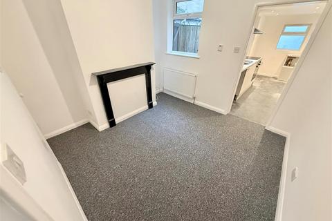 undefined, William Street, Luton, LU2