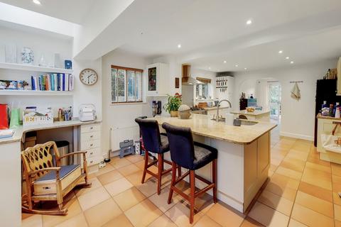 5 bedroom detached house for sale, Beeches Drive, Farnham Common, Slough, SL2