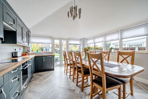 3 bedroom semi-detached house for sale, Nash Court Gardens, Margate CT9