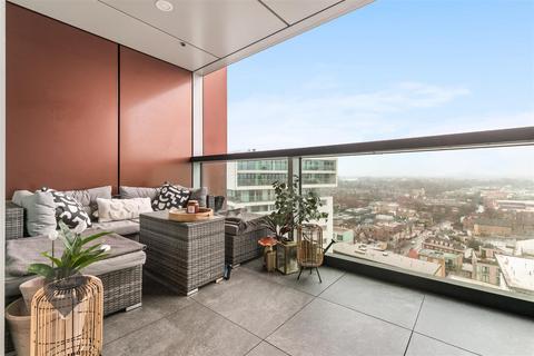 1 bedroom flat for sale, Buckhold Road, London