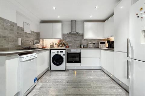 2 bedroom end of terrace house for sale, Croydon Close, Lordswood, Kent, ME5