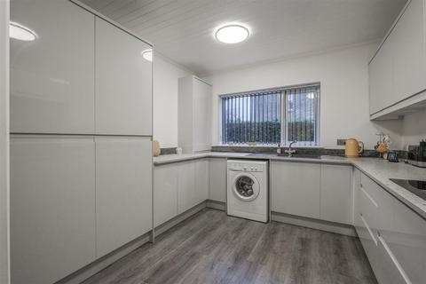 3 bedroom detached bungalow for sale, Slade Lane, Brighouse
