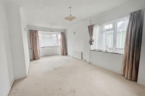 2 bedroom detached bungalow for sale, South Coast Road, Peacehaven, BN10 8SN