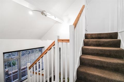 undefined, Hawthorn Crescent, Shipley BD17