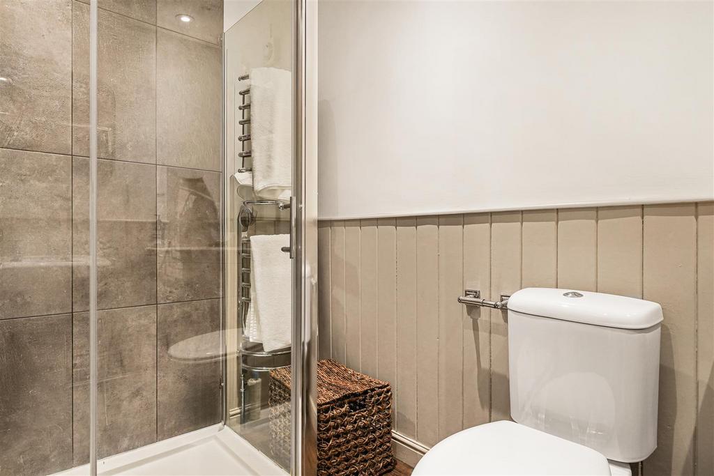 Downstairs wc/shower room