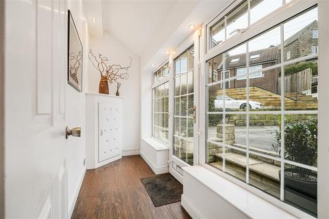 undefined, Hawthorn Crescent, Shipley BD17