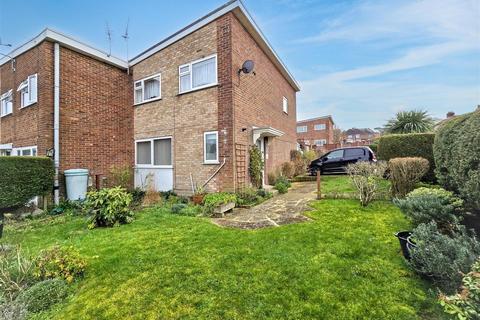 3 bedroom end of terrace house for sale, High Street, Oakfield, Ryde, PO33 1EL