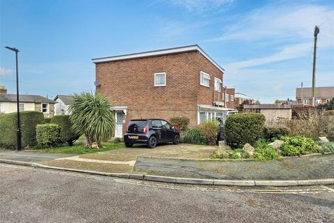 3 bedroom end of terrace house for sale, High Street, Oakfield, Ryde, PO33 1EL