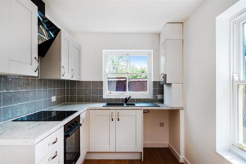 undefined, Long Close, Downton SP5