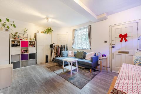 Studio for sale, Greencroft Gardens, London, NW6