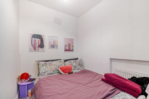 Studio for sale, Greencroft Gardens, London, NW6
