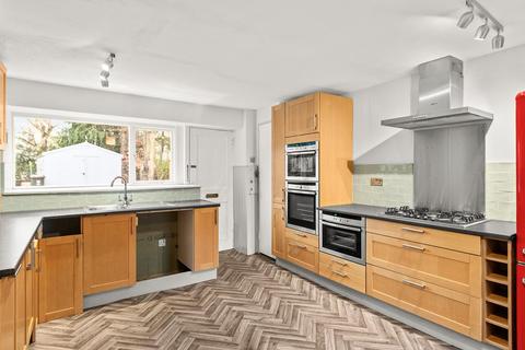 3 bedroom detached house for sale, Main Road, Aberuthven, PH3