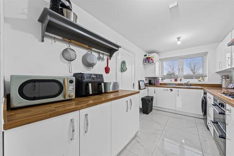 undefined, Longhorn Drive, Milton Keynes MK8