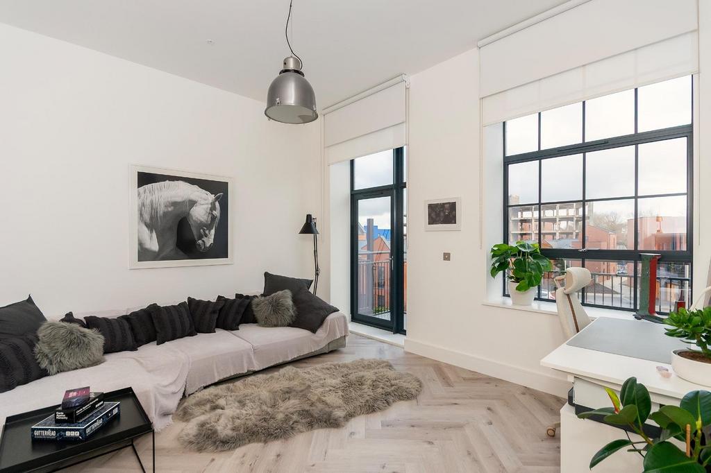 1 P7 WGK - Bedroom D.jpg