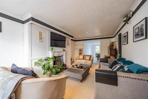 4 bedroom semi-detached house for sale, OLIVERS CRESCENT, Great Wakering