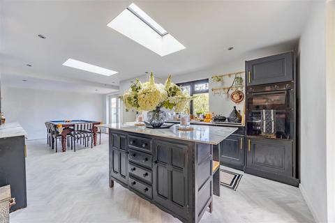 4 bedroom semi-detached house for sale, OLIVERS CRESCENT, Great Wakering