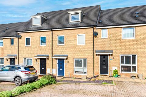 3 bedroom terraced house for sale, Banteng Terrace, Whitehouse, Milton Keynes, MK8