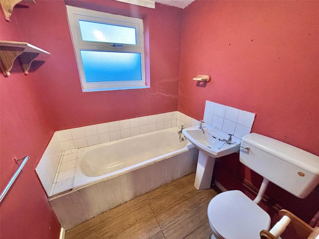 Bathroom/Wc