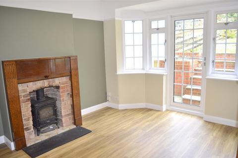undefined, Famet Avenue, Purley CR8