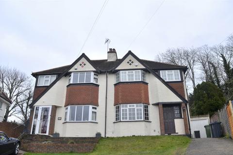 3 bedroom semi-detached house to rent, Famet Avenue, Purley CR8