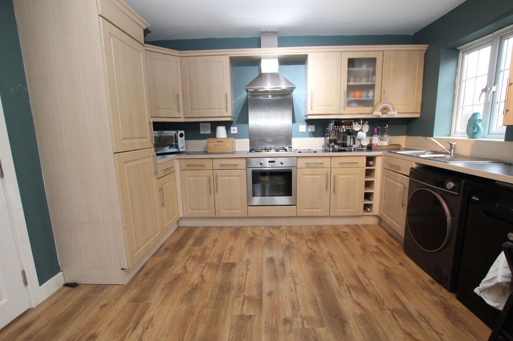 Lounge / Kitchen / Diner