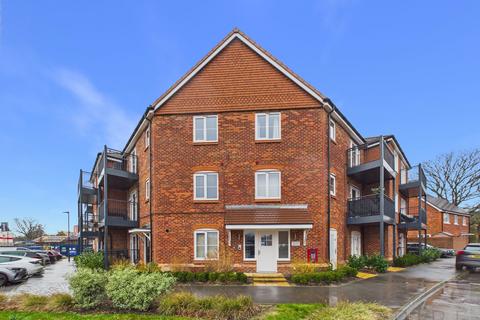 1 bedroom flat for sale, Valley Drive, Crawley RH10