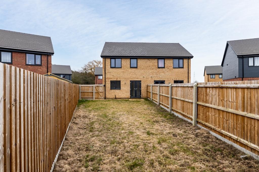 53 The Furrows (Fishtoft)-7