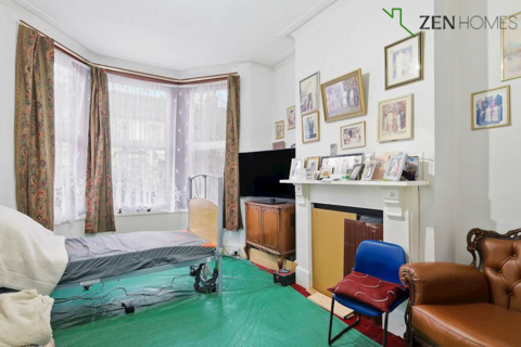 undefined, London N15