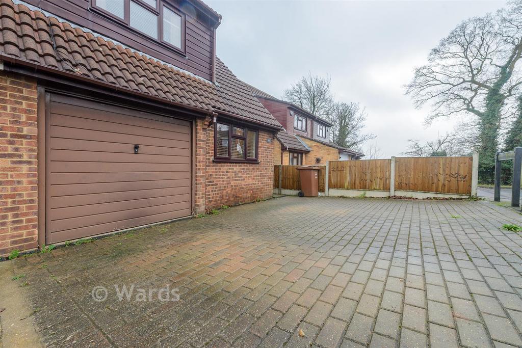 Driveway/Parking