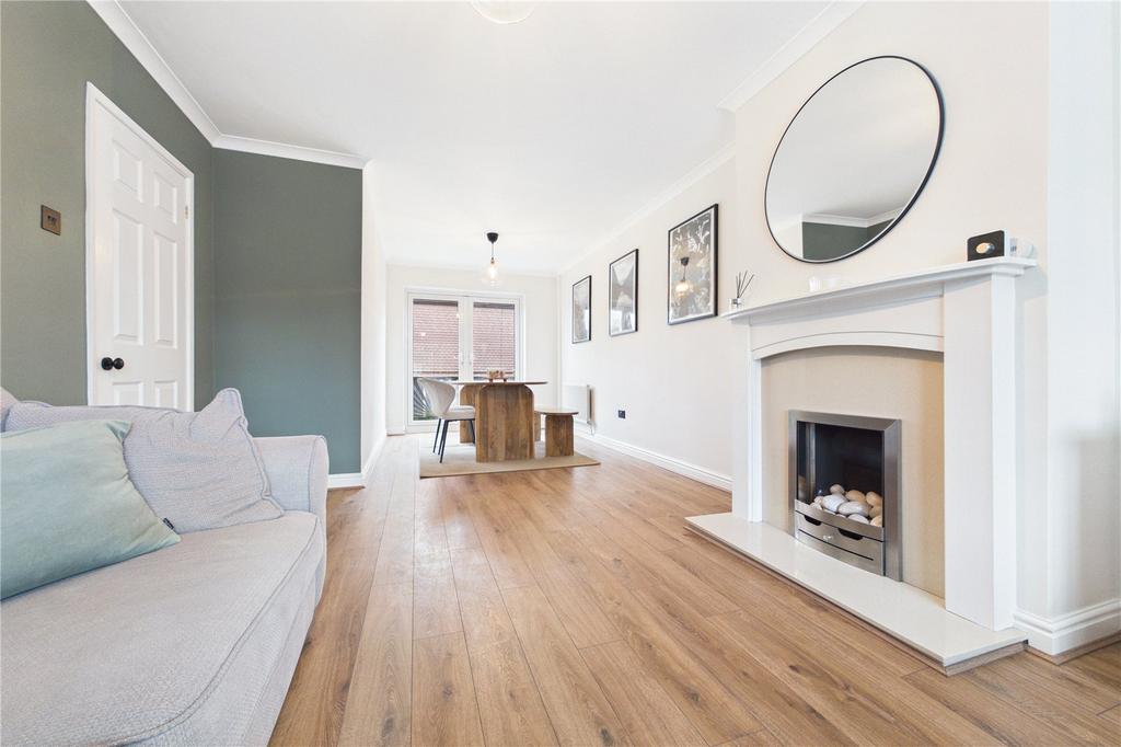 Living/Dining Room