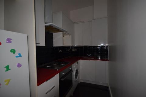 1 bedroom house to rent, Park Parade, London, NW10 4JG