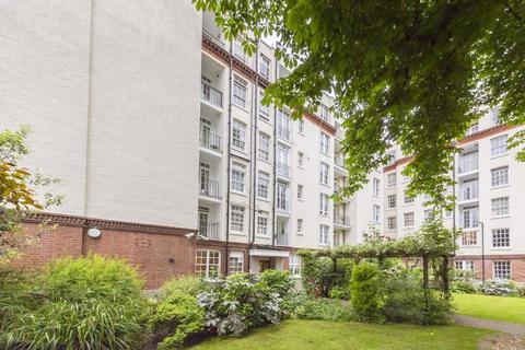 Garden Road, London NW8