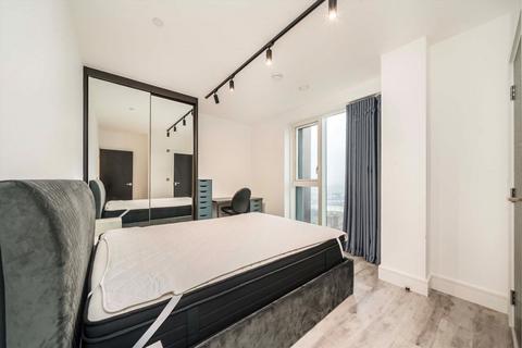 2 bedroom flat to rent, Portal Way, London W3
