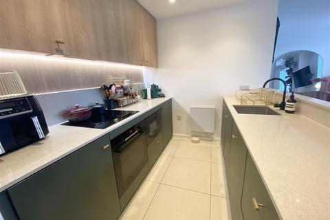undefined, Salisbury Square, Hatfield AL9